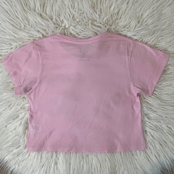 Billabong "Cropped T-shirt in Pink Hawaiian Flowers" - Picture 4 of 4